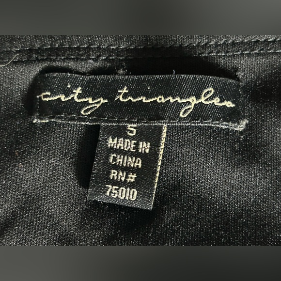 City Triangles Short Prom Dress - 5 - Black - Used - Picture 3 of 3